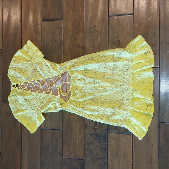 Adorable yellow fully lined form fitting mini dress size 0 - Picture 5 of 7